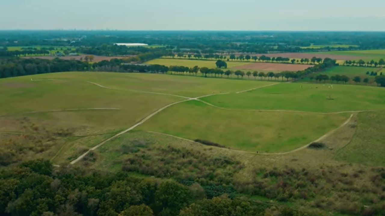 De Vlagheideberg van boven.
