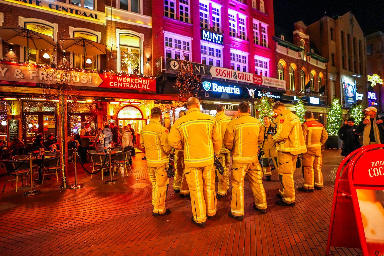 De brand brak uit in een droger in het café in Eindhoven (foto: Persbureau Heitink).