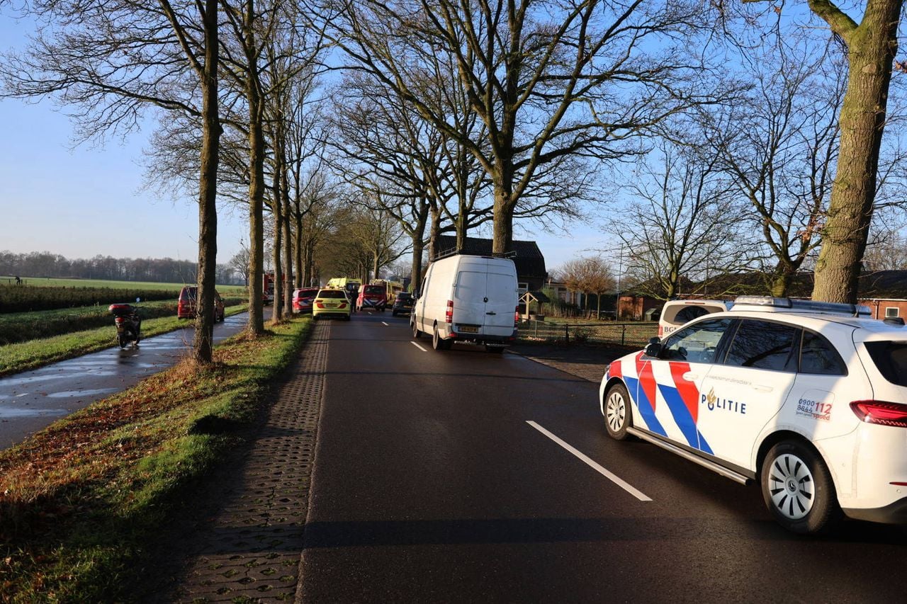 Hoe het ongeluk in Wanroij kon gebeuren, wordt onderzocht (foto: SK-Media/Persbureau Heitink).