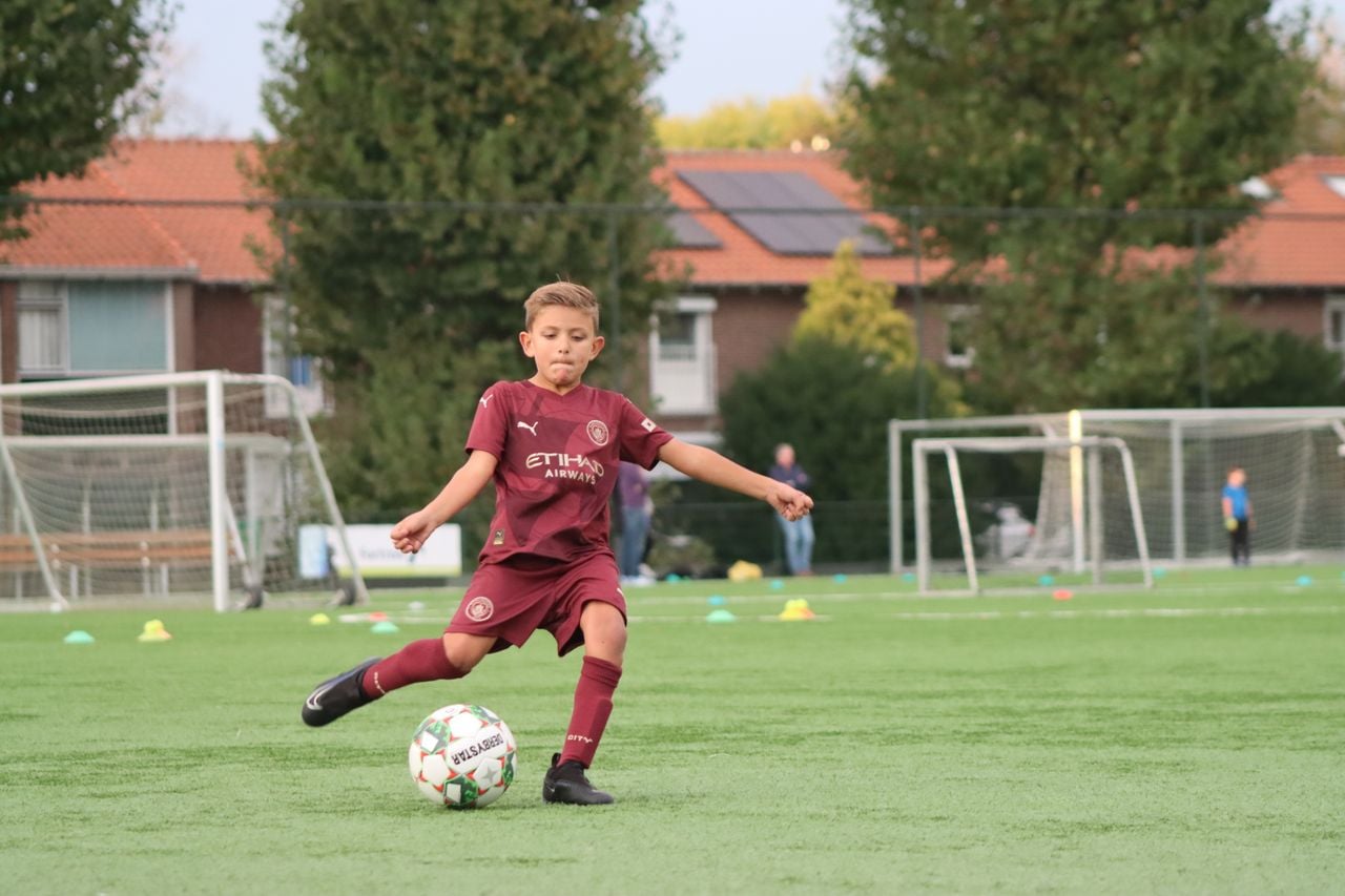 Justin in actie op het voetbalveld (Foto: familie van Justin)