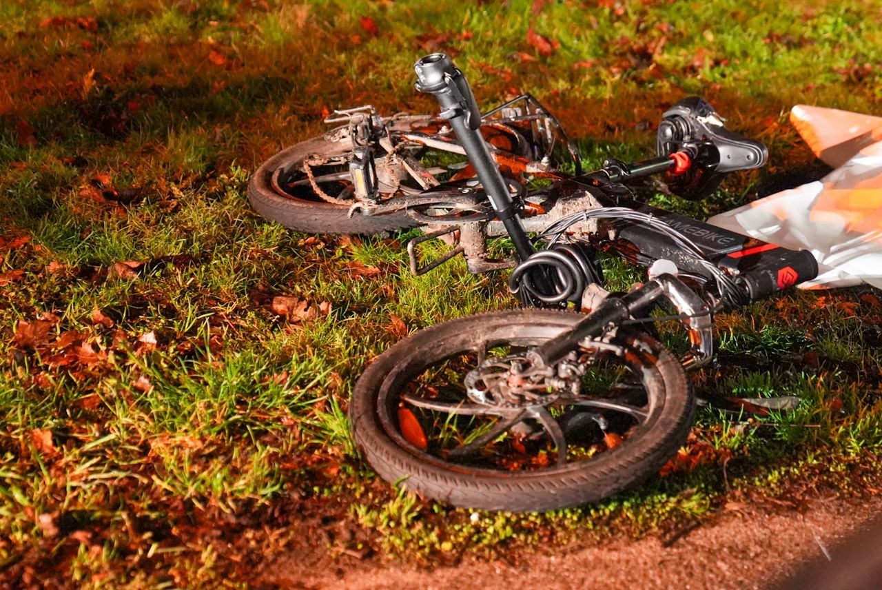 Een man raakte zwaargewond (Foto: Harrie Grijseels / Persbureau Heitink).