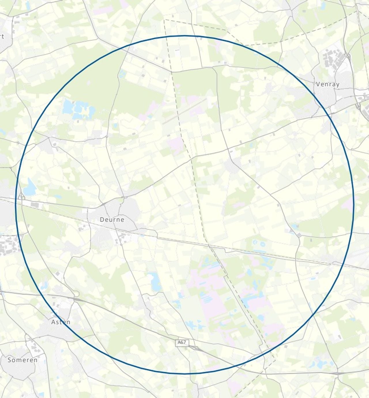 De 10 kilometer-zone rondom het met vogelgriep besmette bedrijf in Deurne.