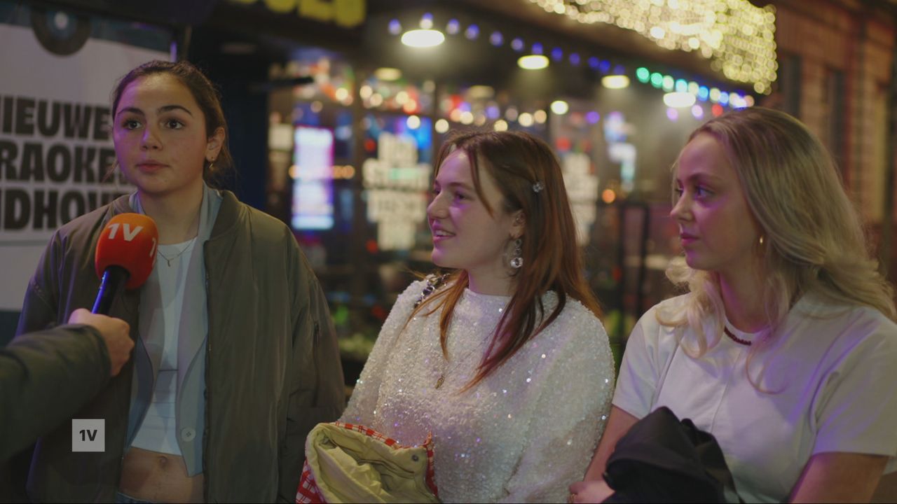 Meisjes die zich onveilig voelen na het stappen (foto: EenVandaag).