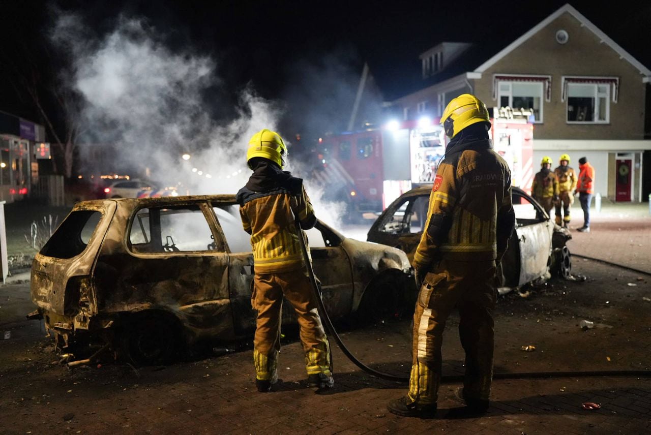 De brandweer was zo klaar in Veen (foto: Erik Haverhals/Persbureau Heitink).