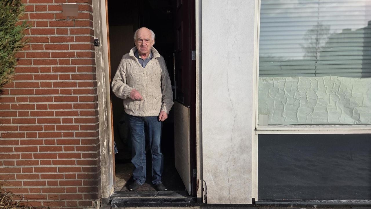 Piet (90) was het eerste slachtoffer van de explosies, hij is geschrokken (Foto: Noël van Hooft.)