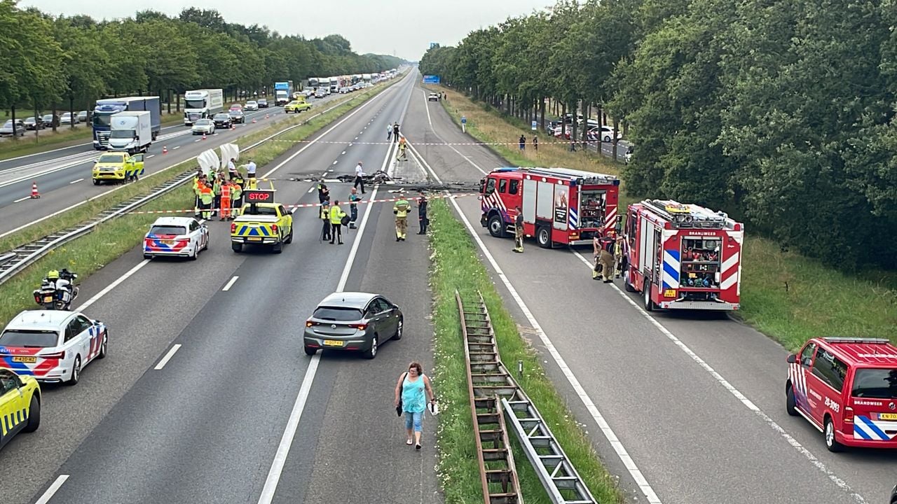 Hulpdiensten rukten massaal uit (foto: Robert te Veele).