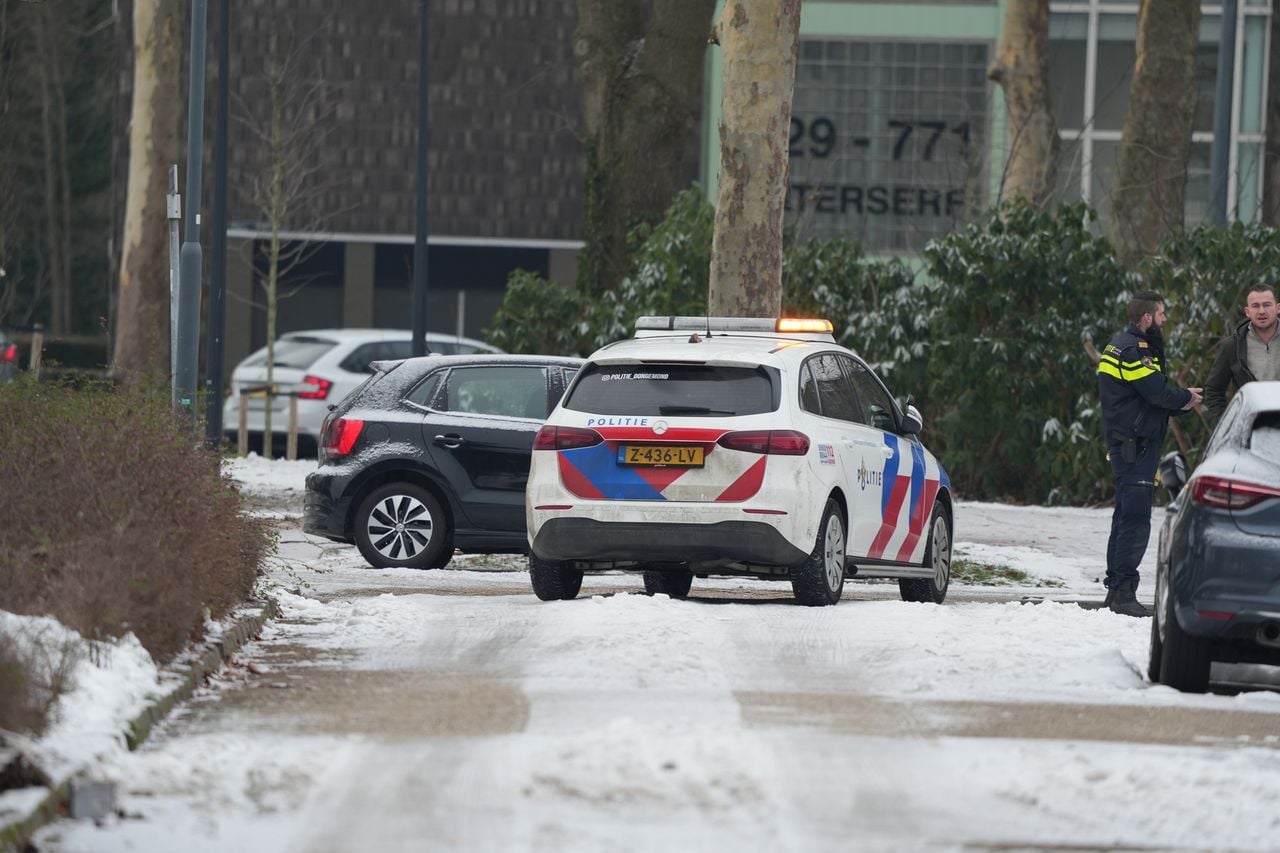 Weer een verdacht pakketje (foto: Jeroen Stuve/Persbureau Heitink).