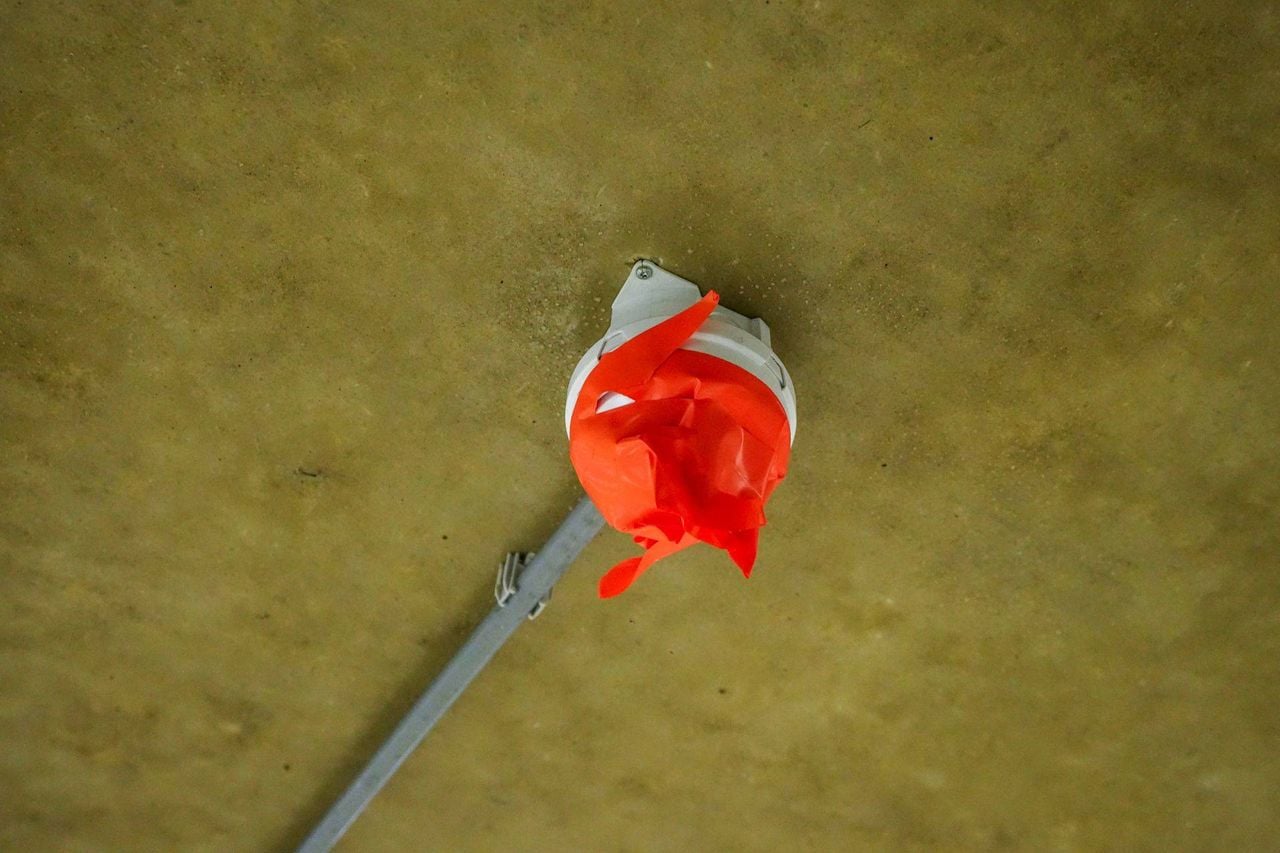 Een andere brandmelder dat is afgeplakt (foto: Persbureau Heitink)