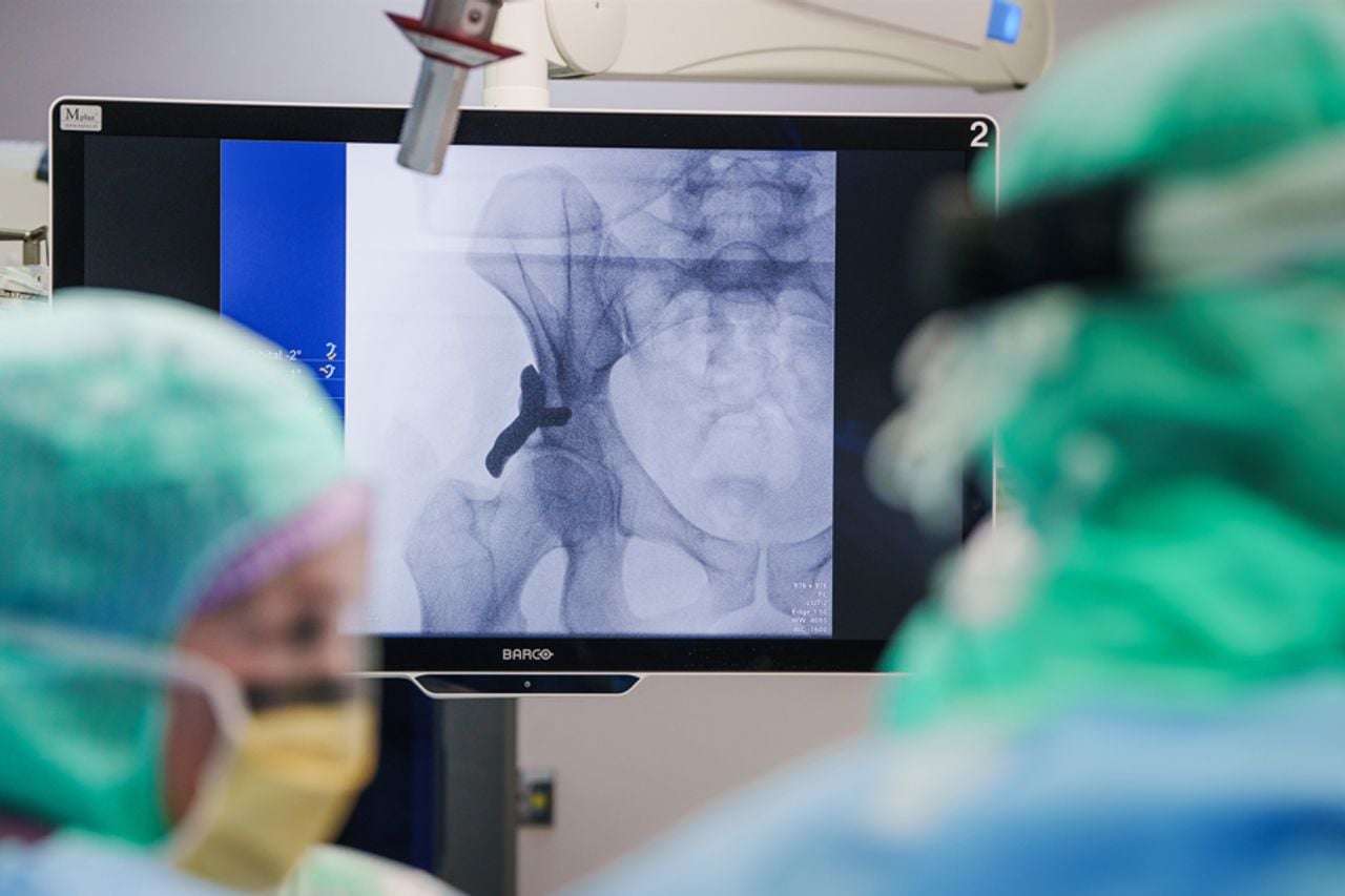 De 3DHIP op de röntgen geplaatst (foto: Anna zorggroep).