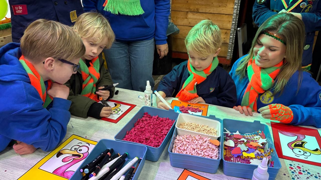 De kinderen zijn enthousiast aan de slag.