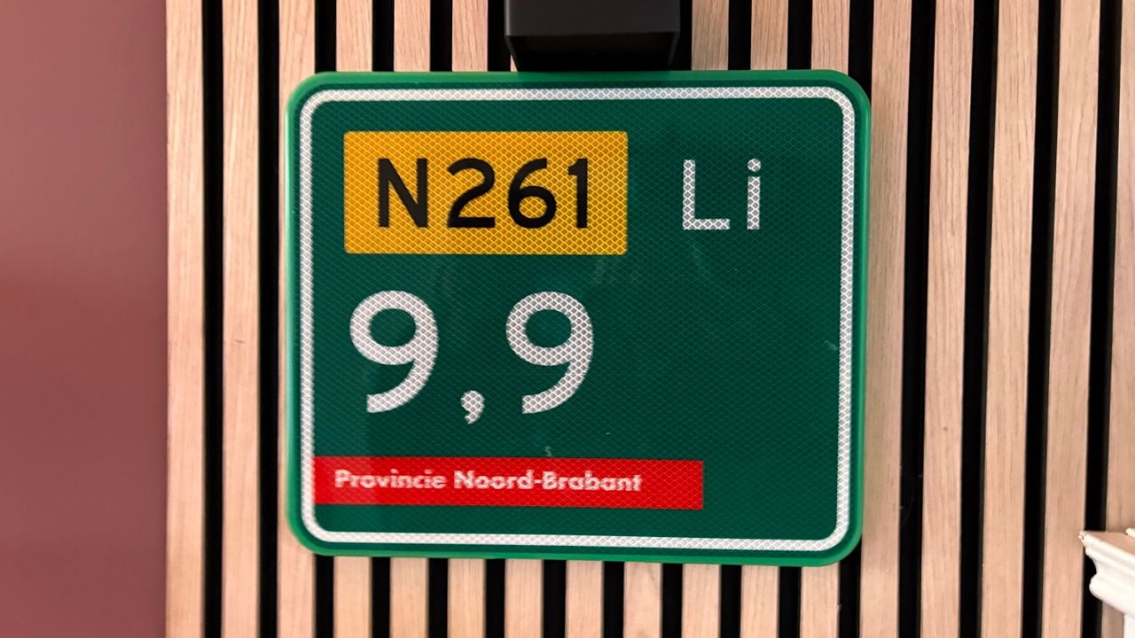 Seff werd geboren ter hoogte van hectometerpaaltje 9,9 (foto: Imke van de Laar).