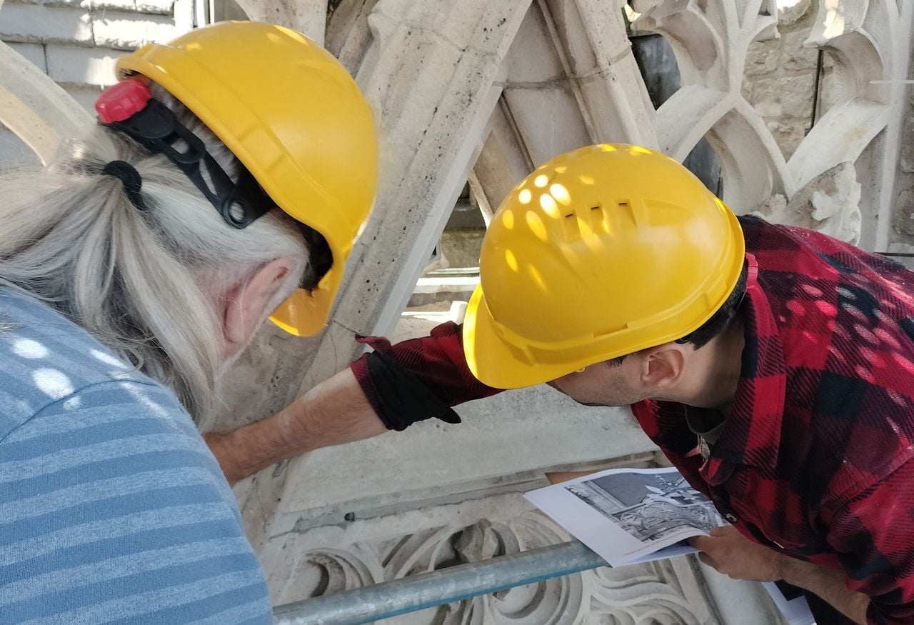 De verbouwing zou tien jaar duren, maar loopt maanden voor op schema (foto: Grote Kerk). 