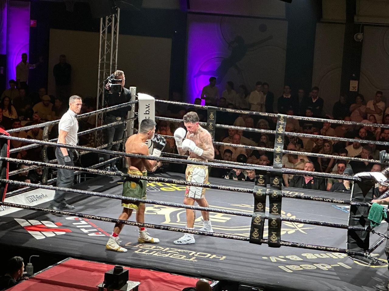 Nieky Holzken vocht tegen Besir Ay voor de wereldtitel (foto: Leon Voskamp).