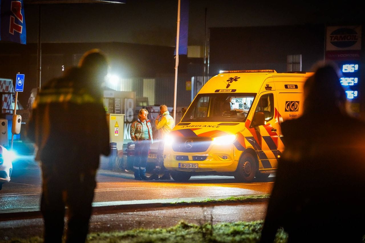 Over de toestand van het slachtoffer na de vechtpartij en aanrijding in Eindhoven is niets bekendgemaakt (foto: Persbureau Heitink).