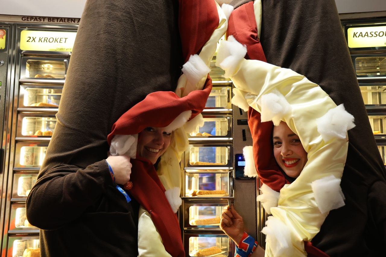 Simone en Nienke zijn twee lekkere dellekes, heul speciaol (foto: Lobke Kapteijns).