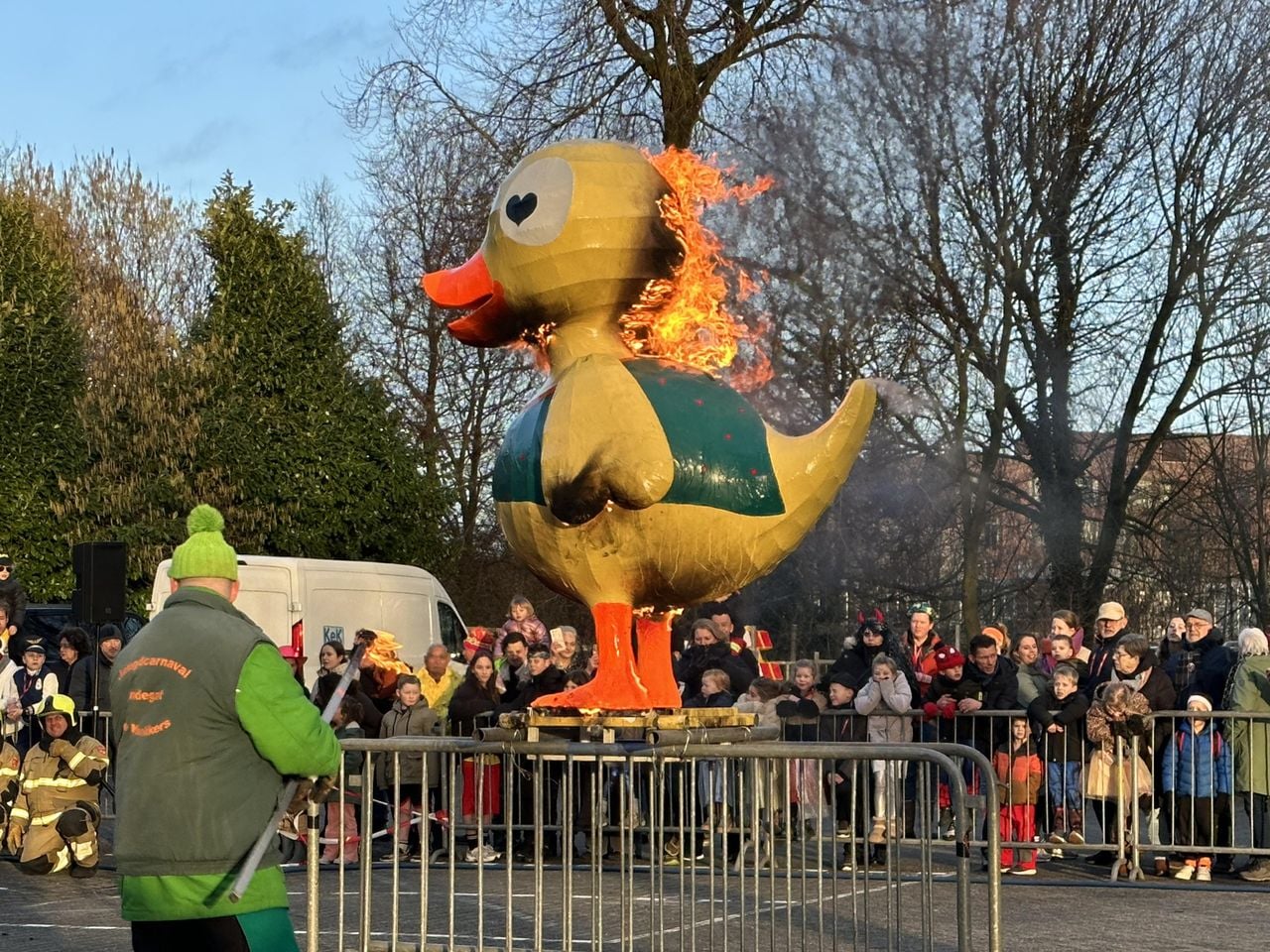 Eendje in de fik (foto: Floortje Steigenga).