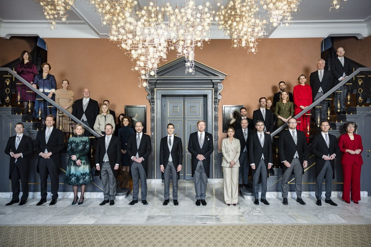 Alle leden van het beëdigde kabinet-Jetten (foto: ANP).