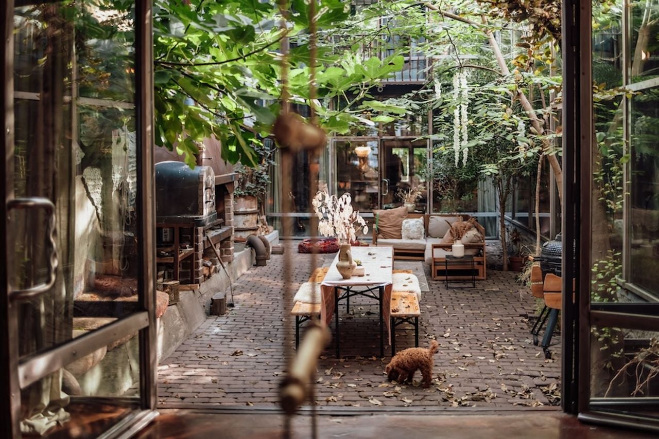 De tuin (foto: Van der Sande Makelaars).