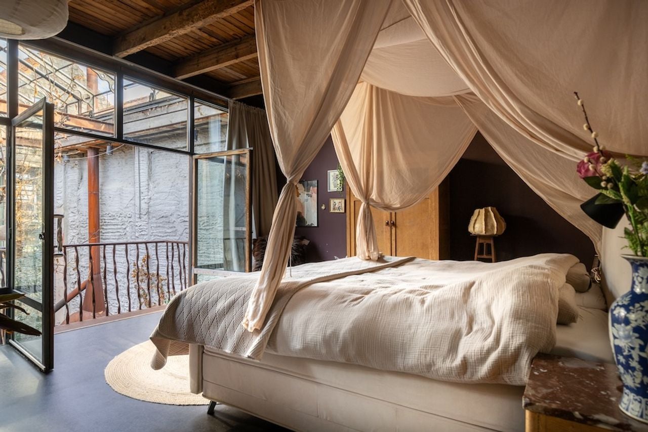 De slaapkamer (foto: Van der Sande Makelaars).