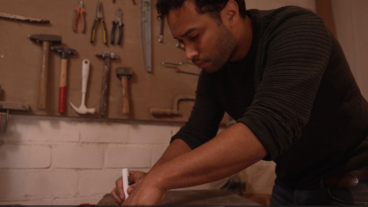 Kunstenaar Tommy van der Loo (foto: Floor Foole).