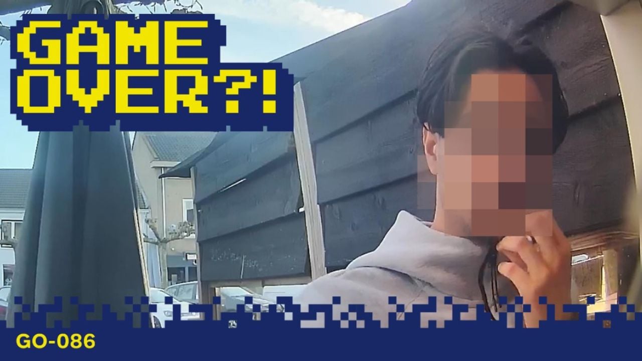 Een 79-jarige kwetsbare man die aan dementie lijdt werd liefst drie uur lang aan de telefoon gehouden (foto: politie). 