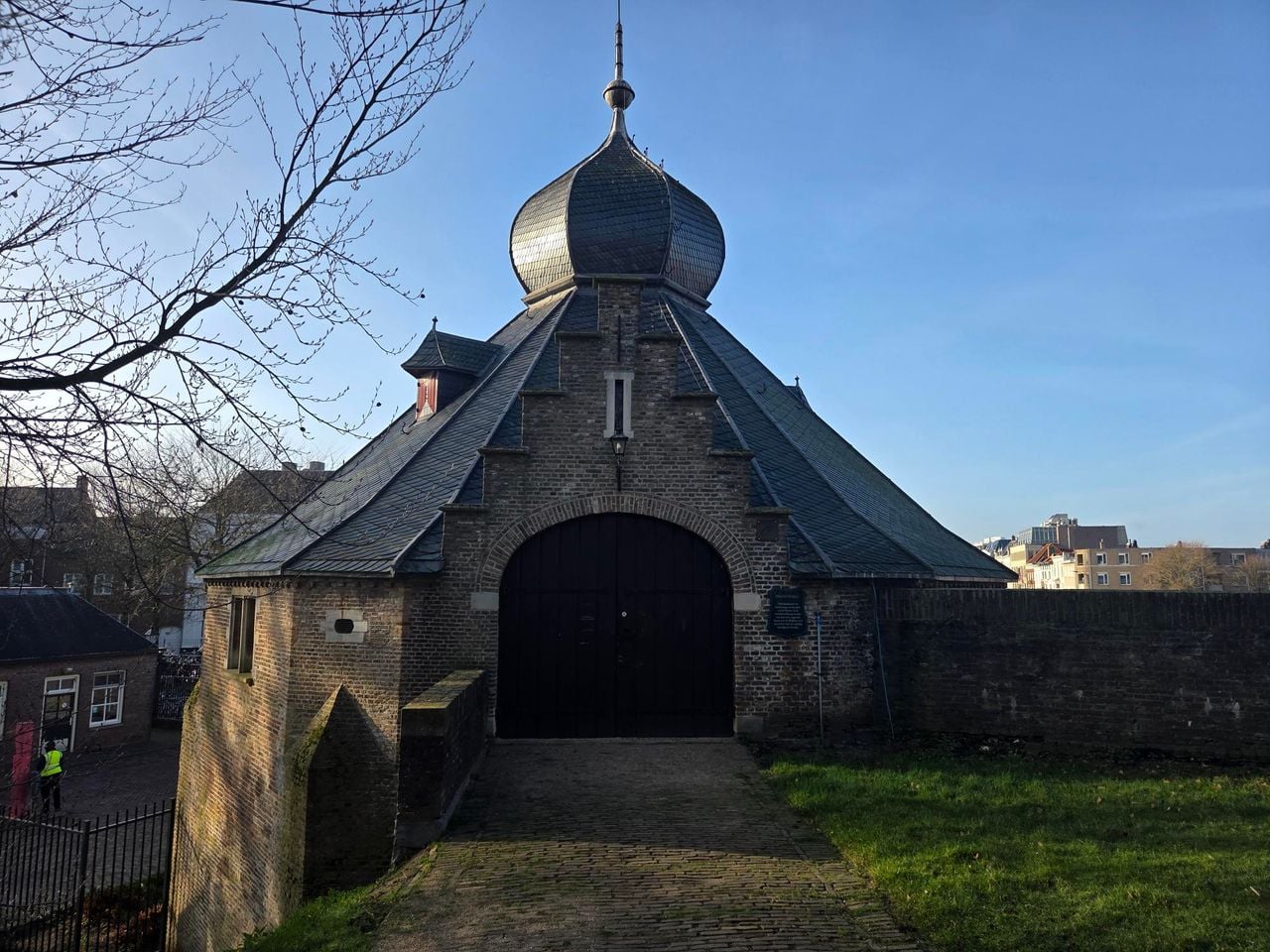 In de Duiventoren van de KMA in Breda zat in de jaren 50 de allereerste moskee van Nederland (foto: Henk van Ingen/Omroep Brabant