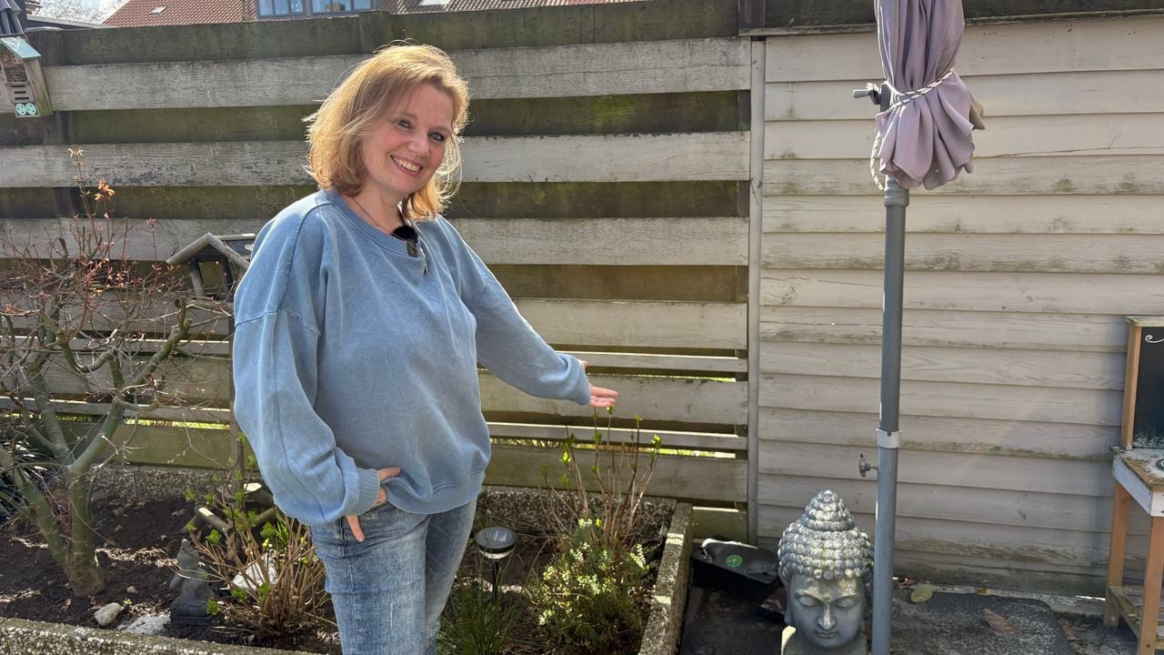 Wendy plaatste een kist met rattenklemmen in haar tuin (foto: Ruud Ritzen).