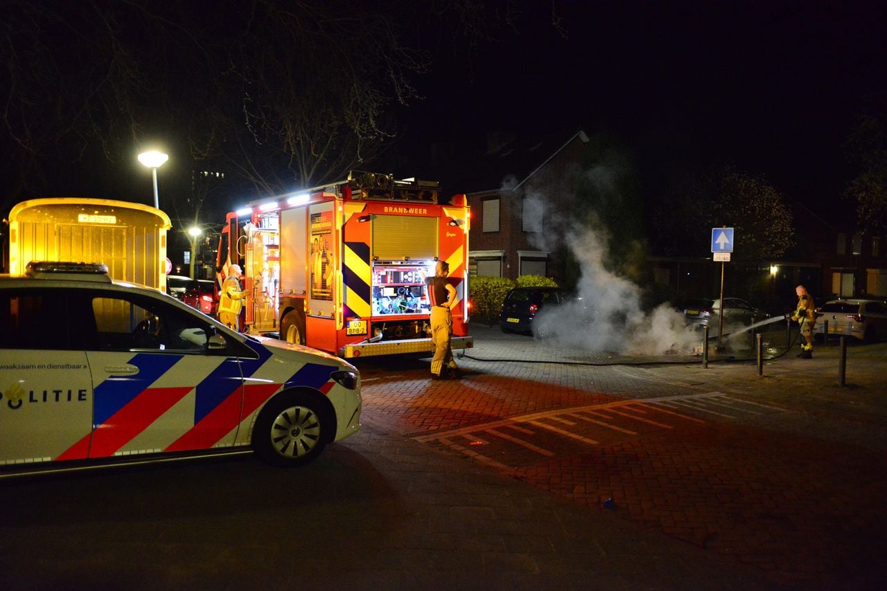 Opnieuw een Dixi in brand in Breda (foto: Perry Roovers / Persbureau  Heitink).