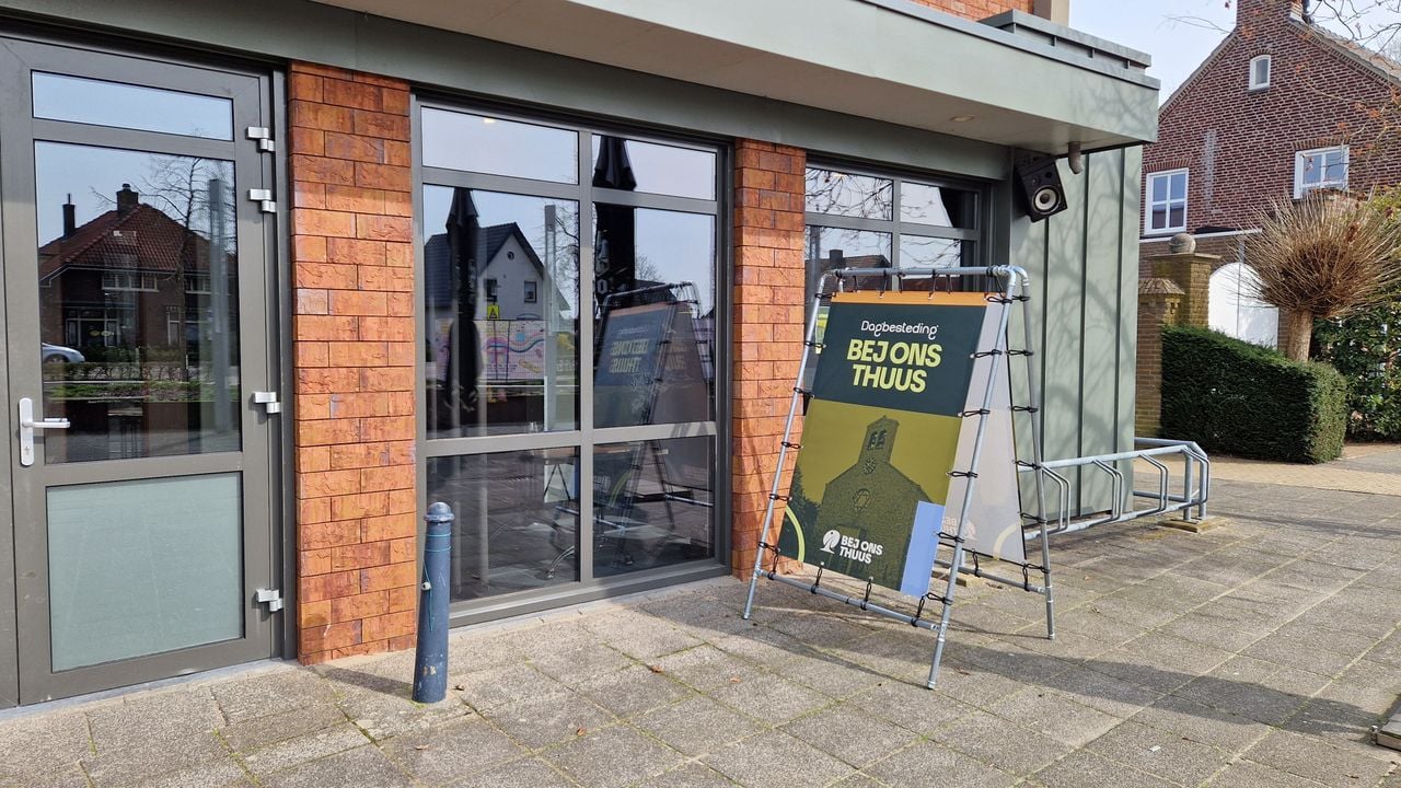 De dagbesteding in het café (foto: Tom Berkers).