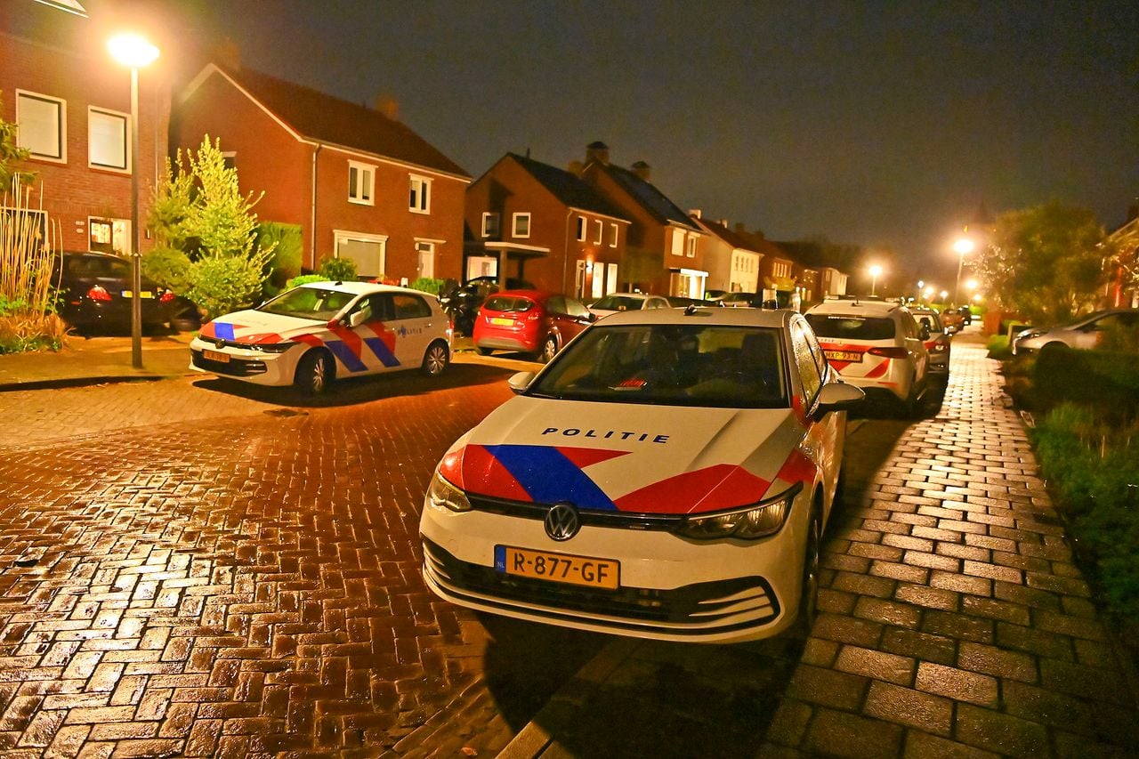 Huiszoeking in Duizel (SQ Vision/Rico Vogels). 