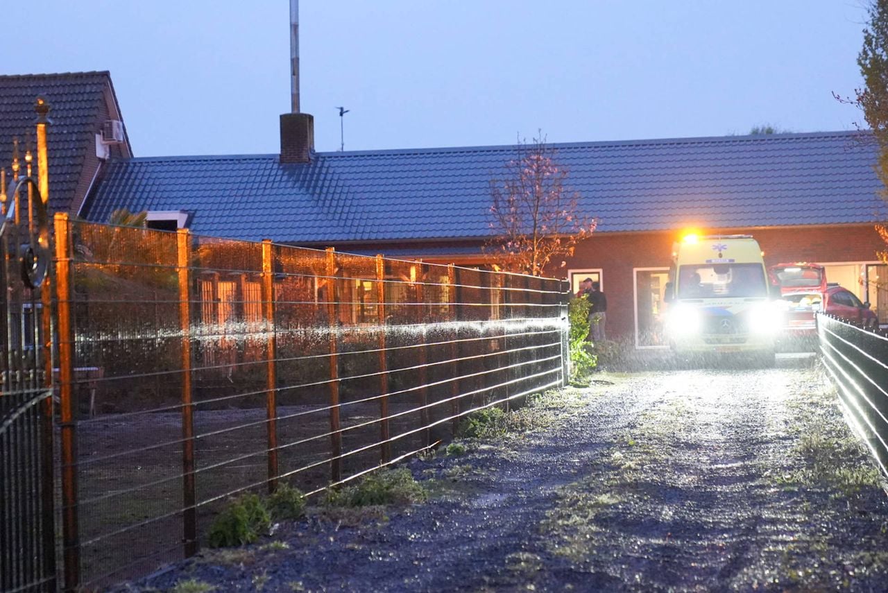 Twee personen raakten gewond bij de explosie van de brander. (Foto: Persbureau Heitink.