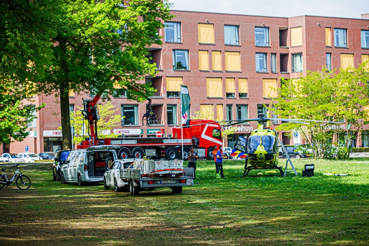 De bijzondere situatie trekt veel bekijks (foto: Jordi de Bruijn / SQ Vision).