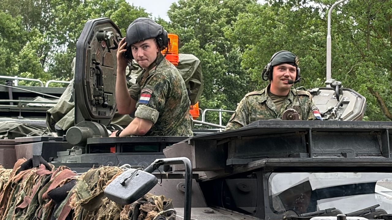 Vertrek Fighter Lion 2026 Oirschot (foto: Willem-Jan Joachems)