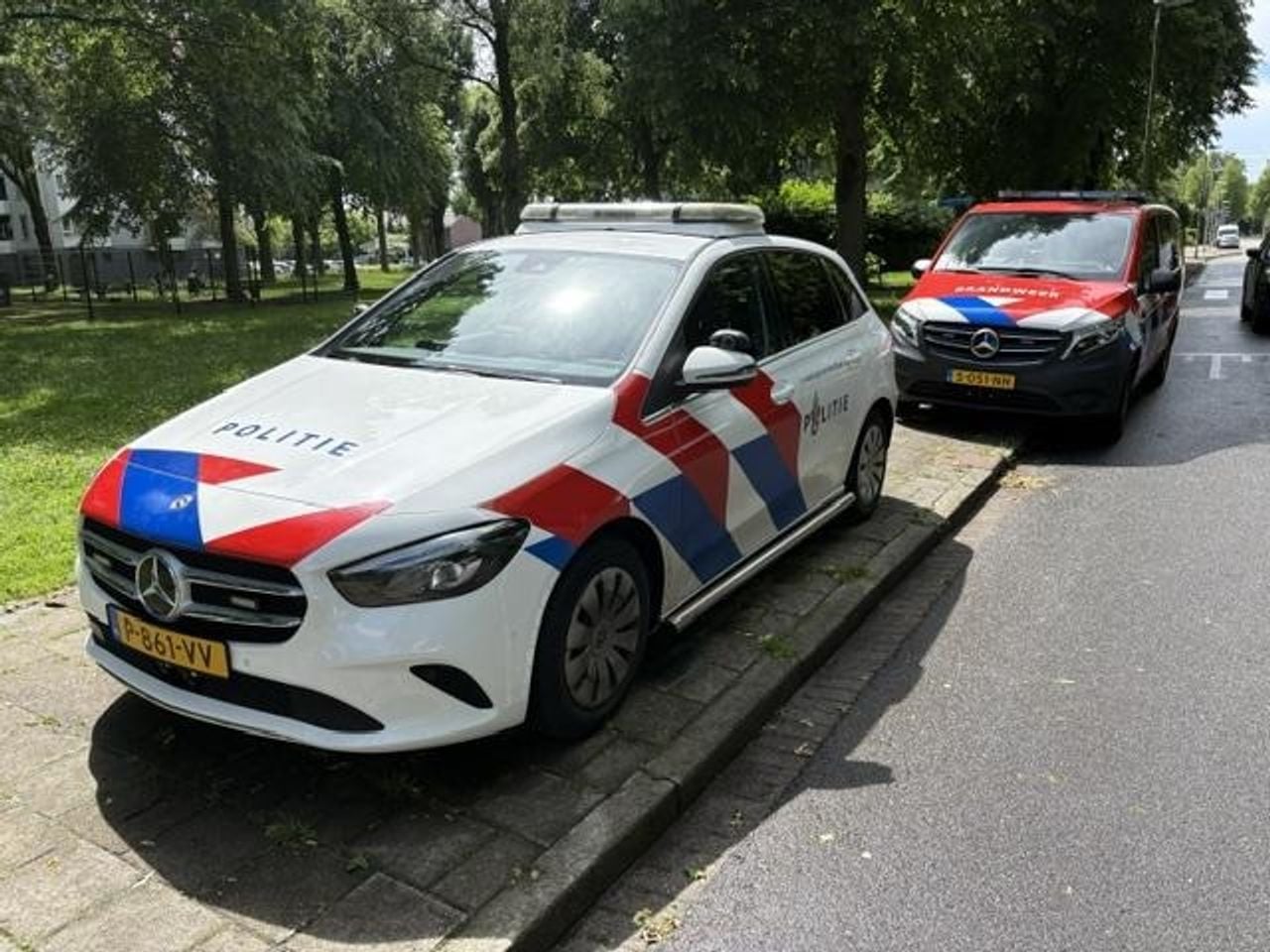 Blikseminslag bij huis in Eindhoven (foto: Hans Janssen). 