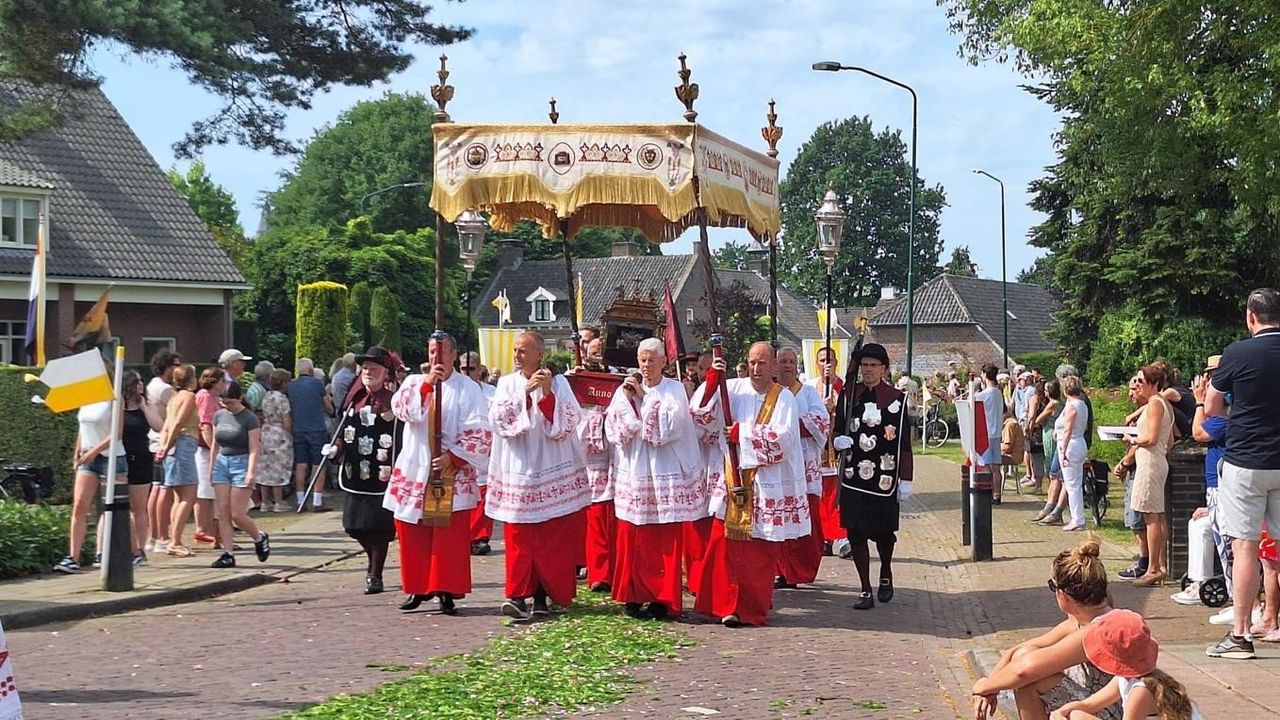 Willy en Hans tijdens een eerdere Boxmeerse Vaart (foto: Hans en Willy Janssen).