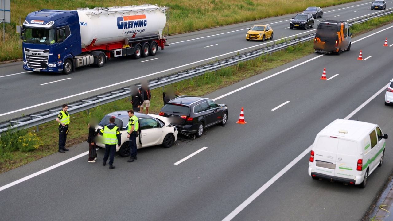 Kettingbotsing A50 (foto: Addy Smits / Persbureau Heitink).
