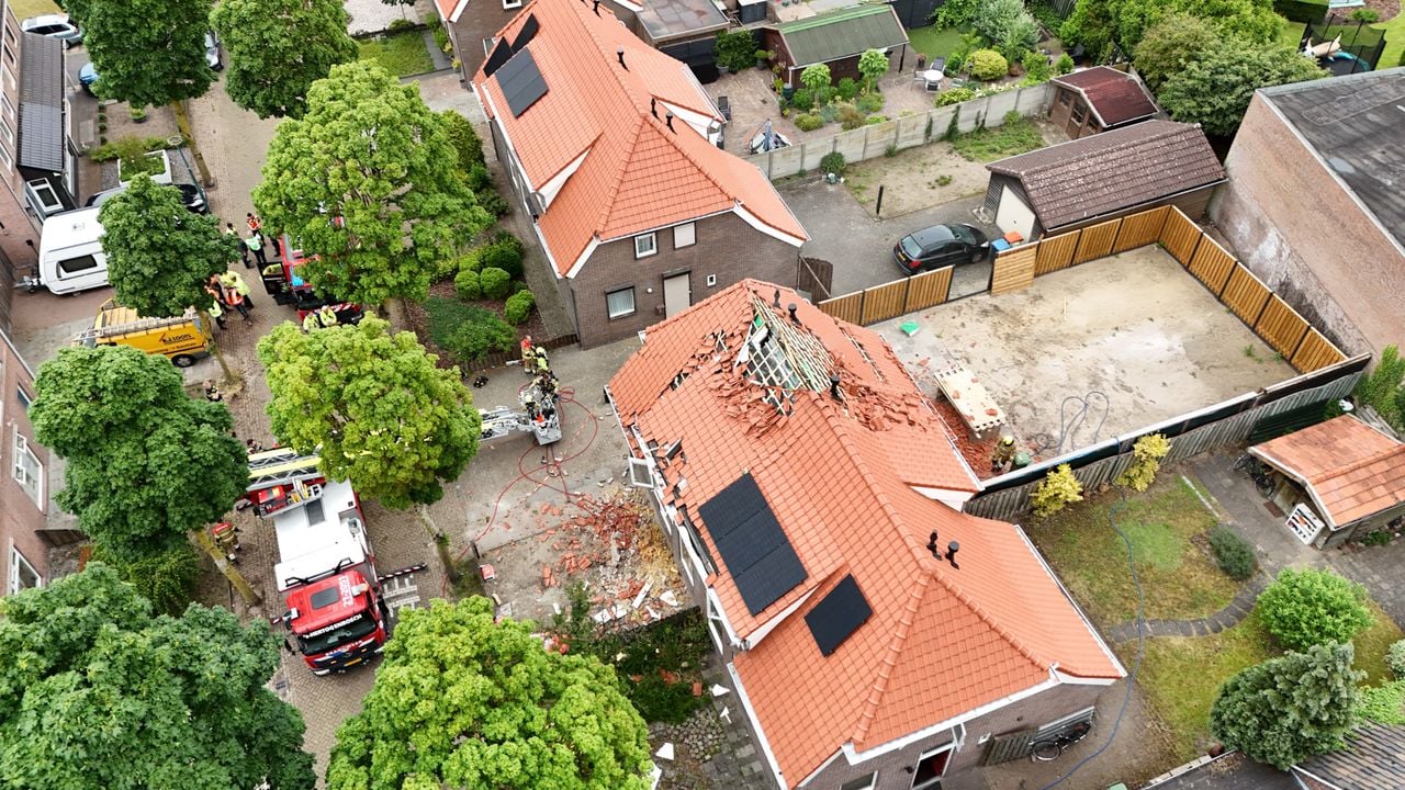 Veel buren hebben de klap gehoord (foto: Erik Haverhals / Persbureau Heitink).