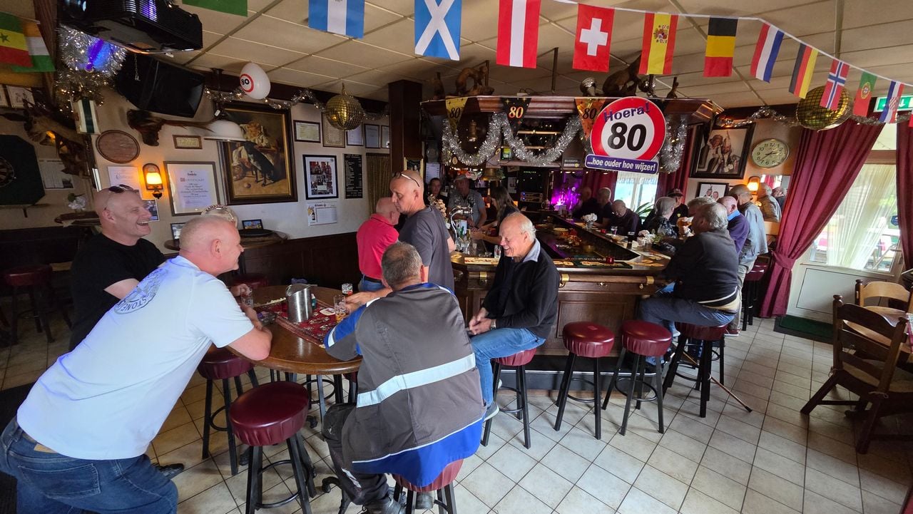Café de Sport in Budel-Schoot (foto: Noël van Hooft).