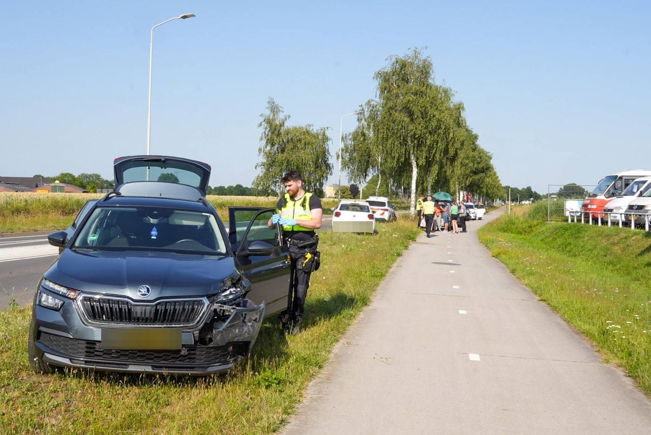 De spookrijder is meegenomen met de politie (Foto: Harrie Grijseels / Persbureau Heitink).