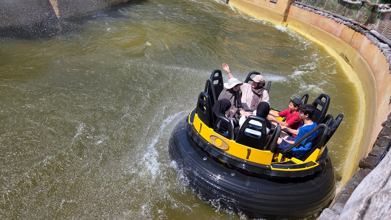 Afkoelen in de Piraña in de Efteling (foto: Noël van Hooft).