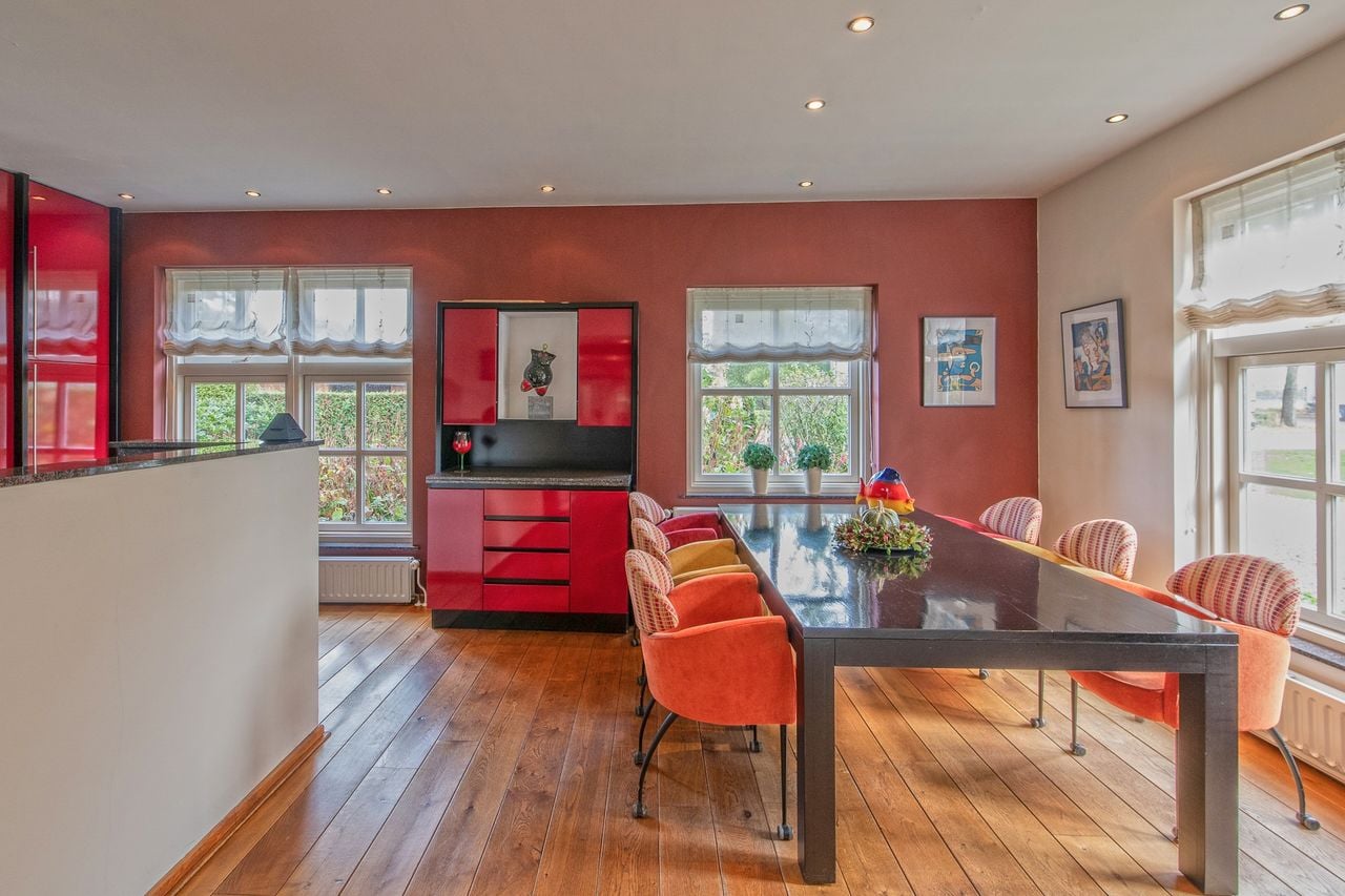 De eetkamer (foto: Verhagen Makelaars).