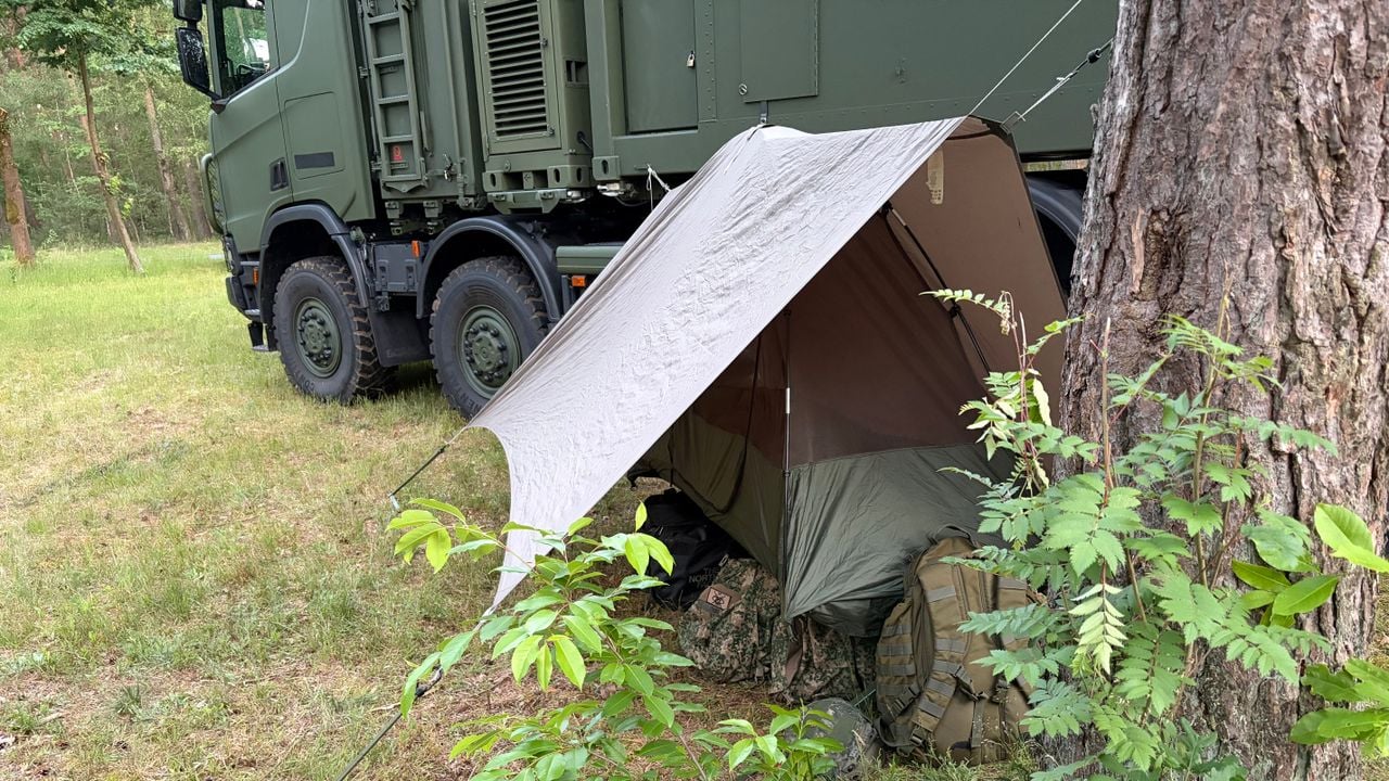 Tentje van militair, omgeving Munster (foto: Willem-Jan Joachems)