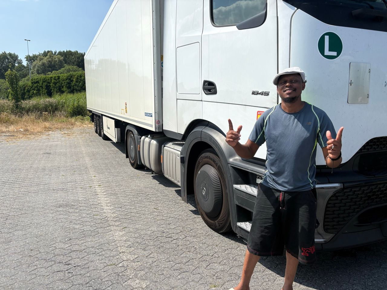 HLanya Habakuke kiest voor de omleiding (foto: Wilco Zonneveld). 
