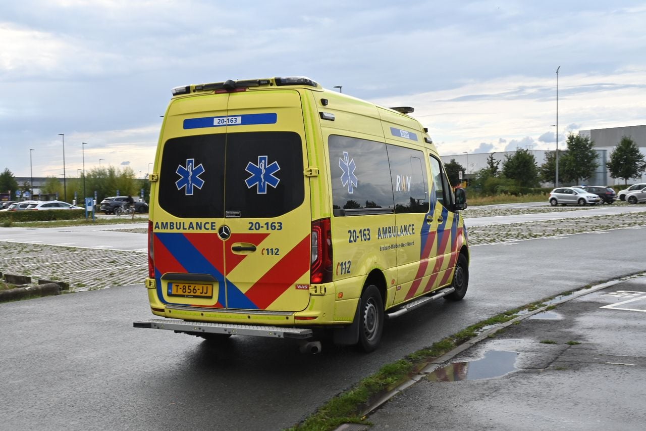 Man aangehouden na steekpartij op Breepark in Breda (foto: Perry Roovers / Persbureau Heitink).