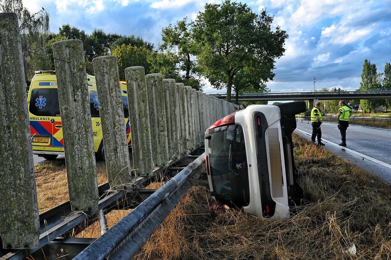 De vrouw hoefde niet mee naar het ziekenhuis (foto: Toby de Kort / Persbureau Heitink).