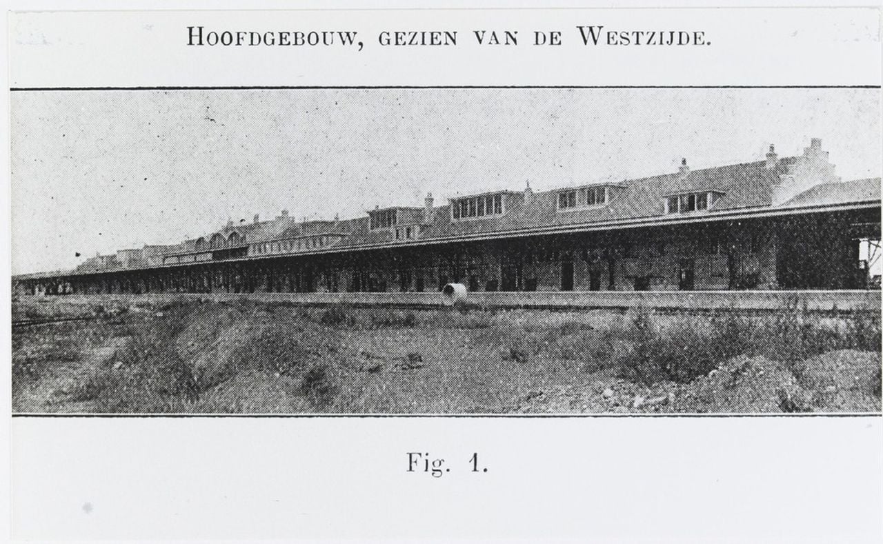 Het enorme grensstation van Baarle-Nassau (foto: Regionaal Archief Tilburg).