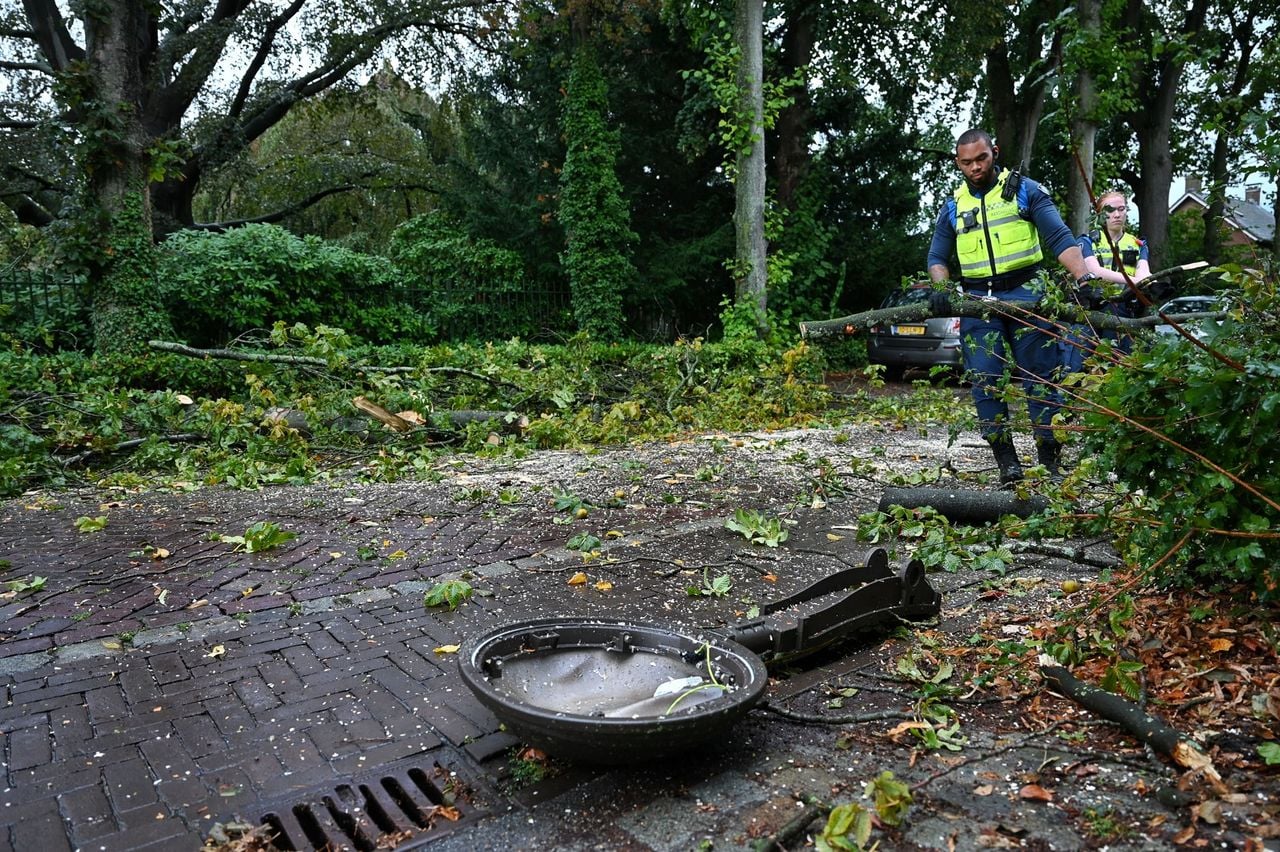 De schade is flink (foto: Toby de Kort / Persbureau Heitink).