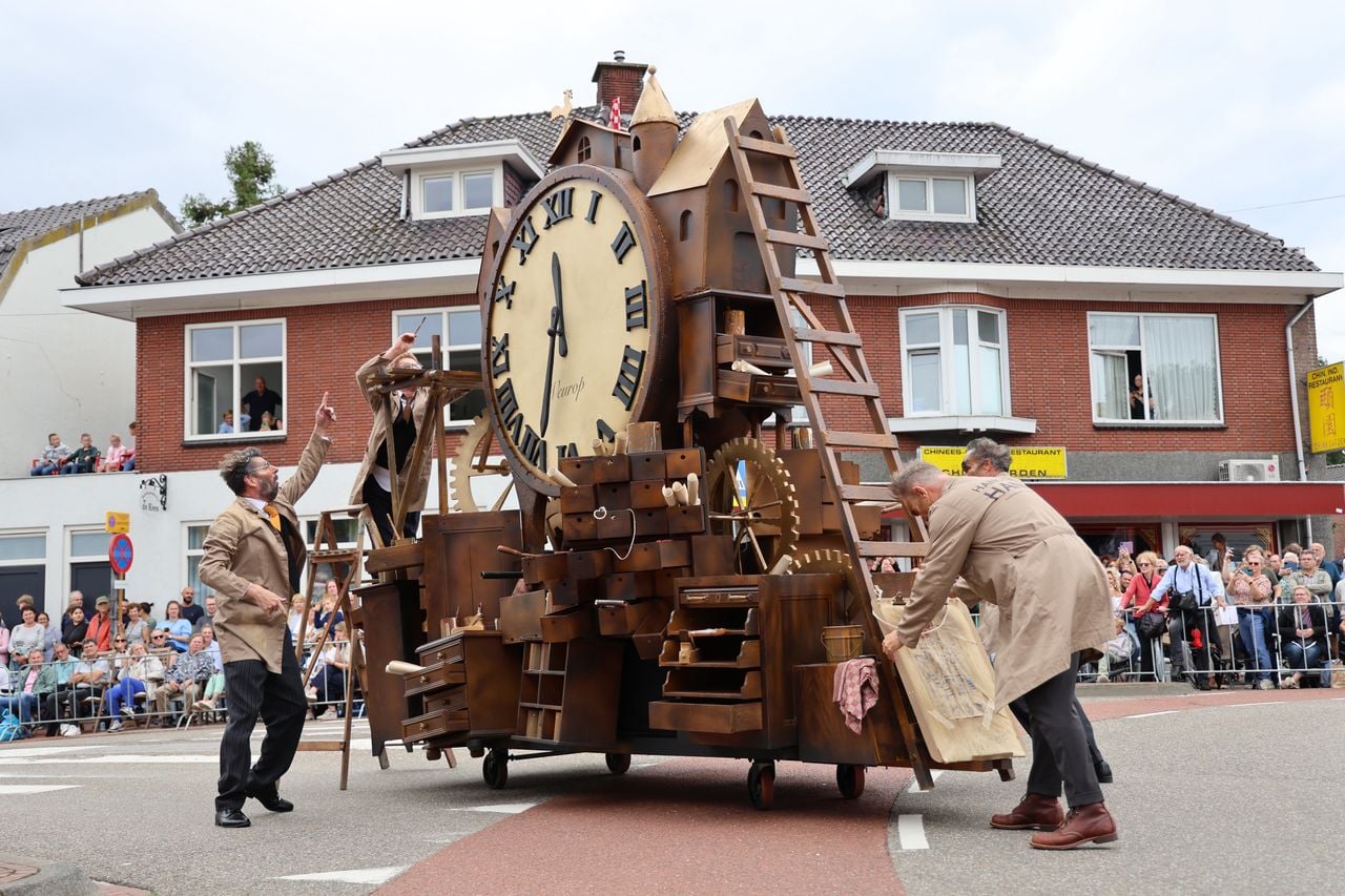 Veurop L.P.G. bij het spits af bij de Brabantsedag (foto: Lobke Kapteijns)
