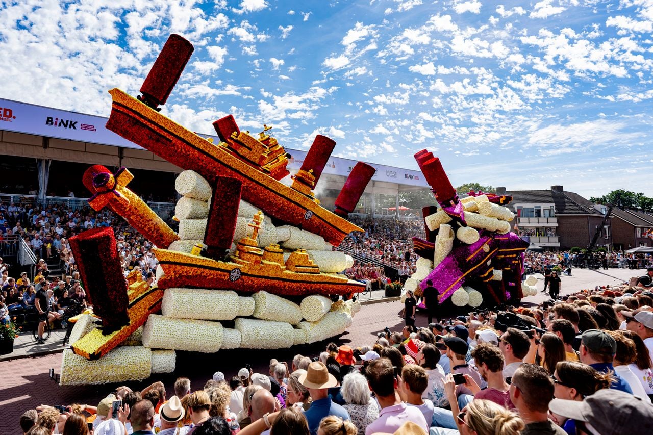 Buurtschap De Lent met B4: RAAK! (foto: MARCEL VAN DORST / EYE4IMAGES).