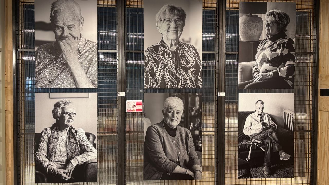 Verschillende Ossenaren gingen op de foto voor een tentoonstelling die eenzaamheid een gezicht geeft (foto: Wilco Zonneveld).
